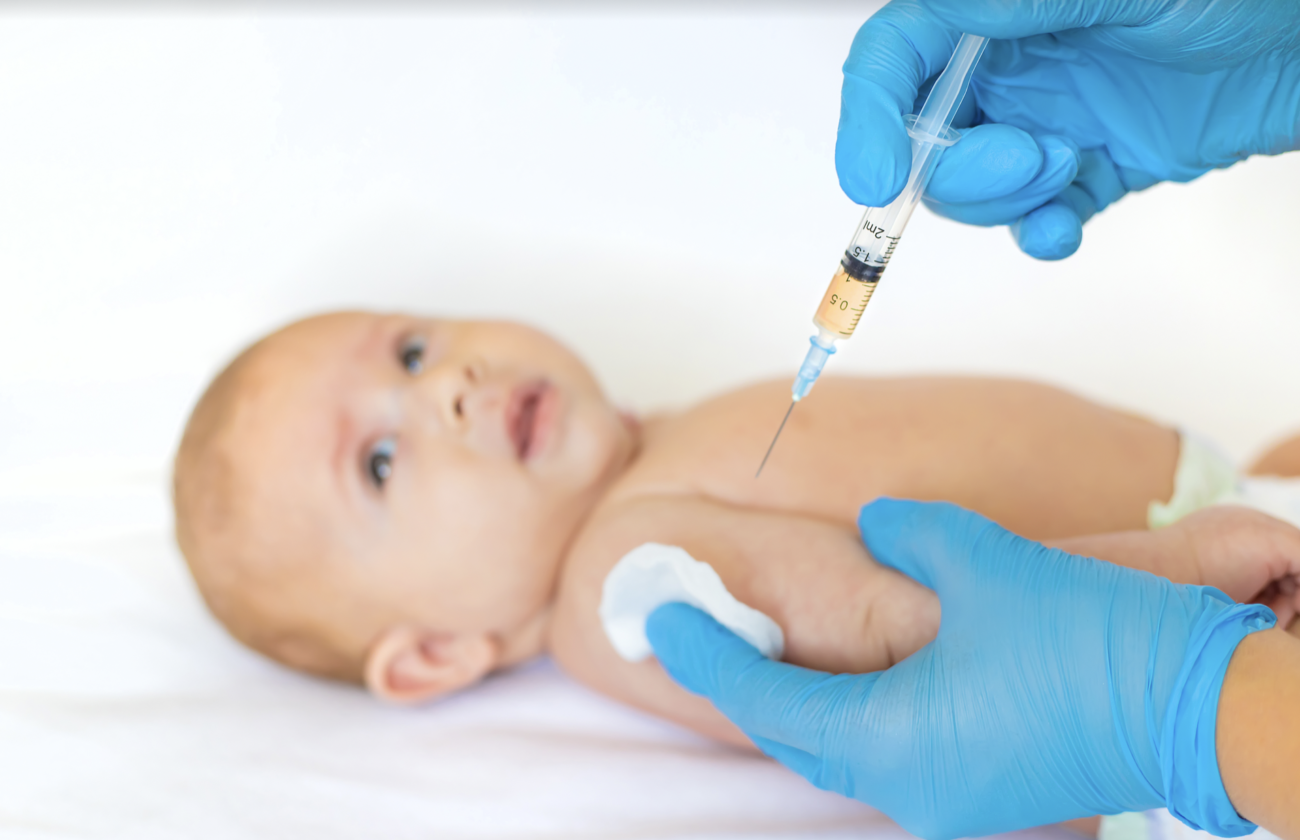 【厚労省】生後6ヶ月〜4歳の乳幼児を対象にしたコロナワクチンを特例承認  10月下旬以降に接種開始へ「正気の沙汰ではない」と批判殺到  |  RAPT理論+α