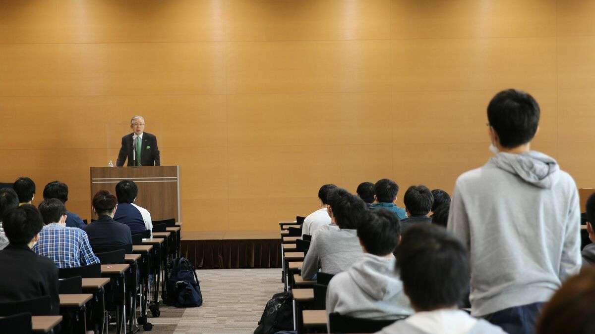 ｢一流大学卒も三流卒も10年後の成果に差はない｣日本電産･永守重信が偏差値よりEQと確信した衝撃データ 人生の勝負を決めるのは｢社会に出て活躍する力｣だ | PRESIDENT Online（プレジデントオンライン）