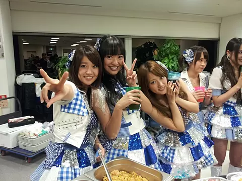 【日本人限定】女性アイドルの衣装を愛でよう