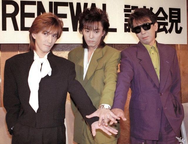 小室哲哉、宇都宮隆＆木根尚登との“TM”ショットに反響！全員60代「変わらない」「カッコイイ」