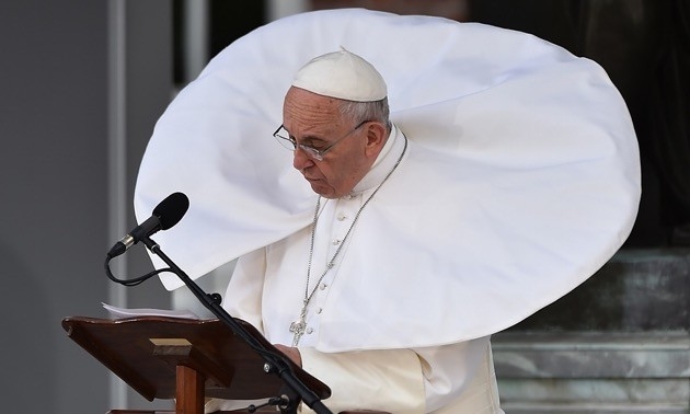 ローマ教皇庁「トランスジェンダーは自然に逆らう行為であり、性を自分で決めることはできない」→ 大炎上