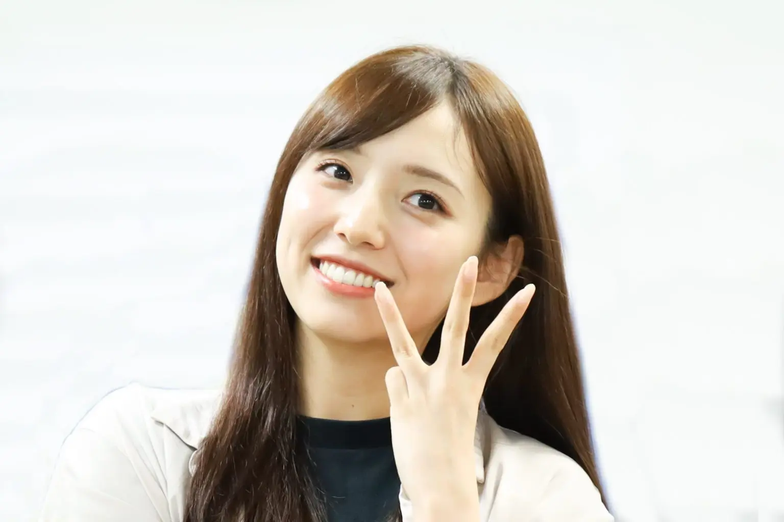 元乃木坂46・新内眞衣、“喫煙者との交際疑惑”に赤面 「そんなことないです」