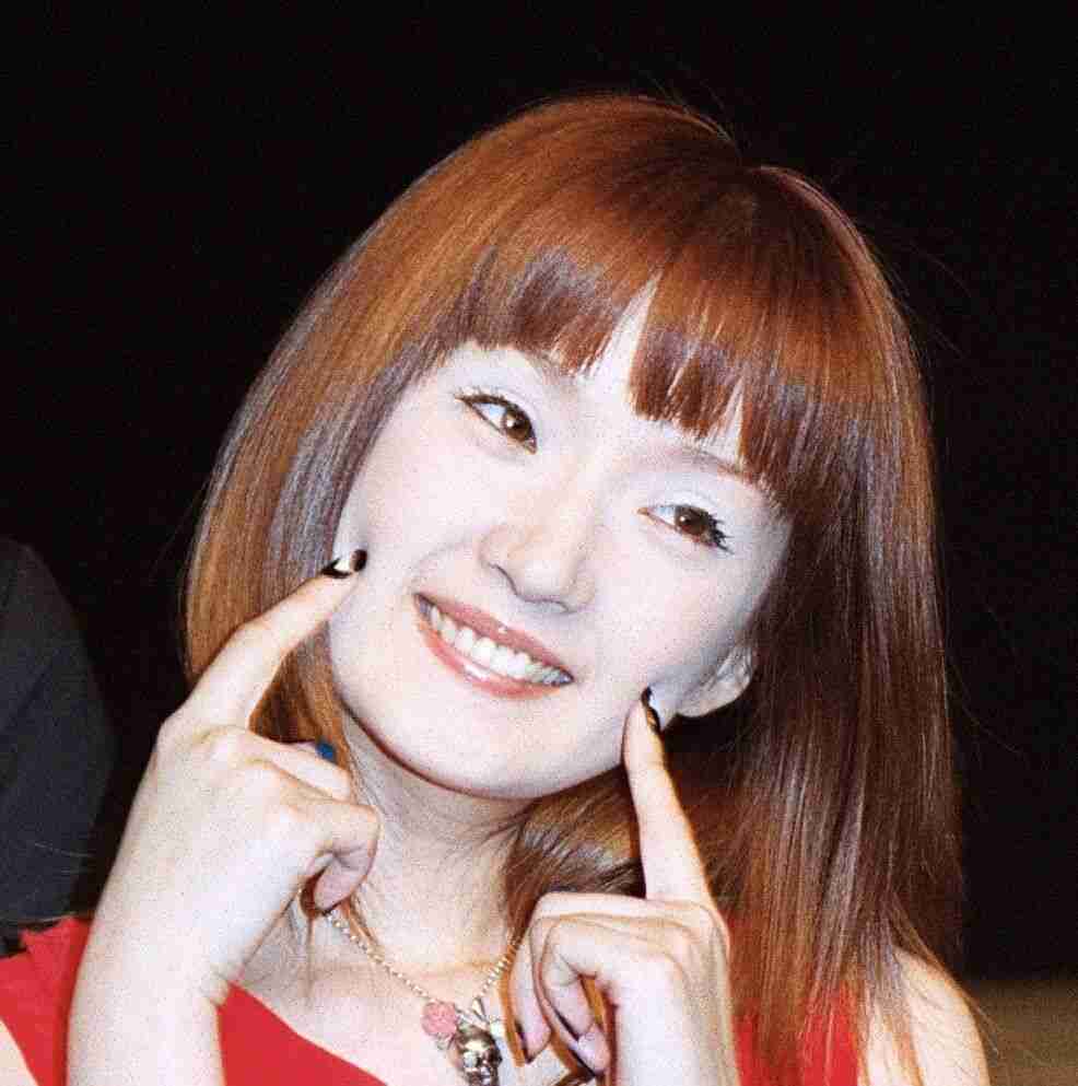 芸能界以外の仕事挑戦を発表の千秋、51歳誕生日「とにかく若い」「ライフスタイル憧れ」と祝福の声