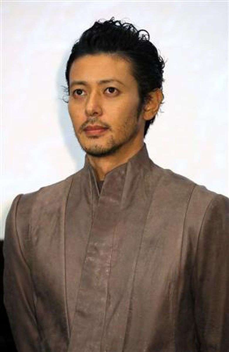 オダギリジョーが代役、現場は香川照之より「しっくりいく」の声も　演技力に同様の定評、撮り直しも順調に