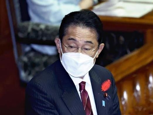 マスク外し「率先して」と求められた首相、「答弁で飛まつ発生するから着用推奨」 : 読売新聞オンライン