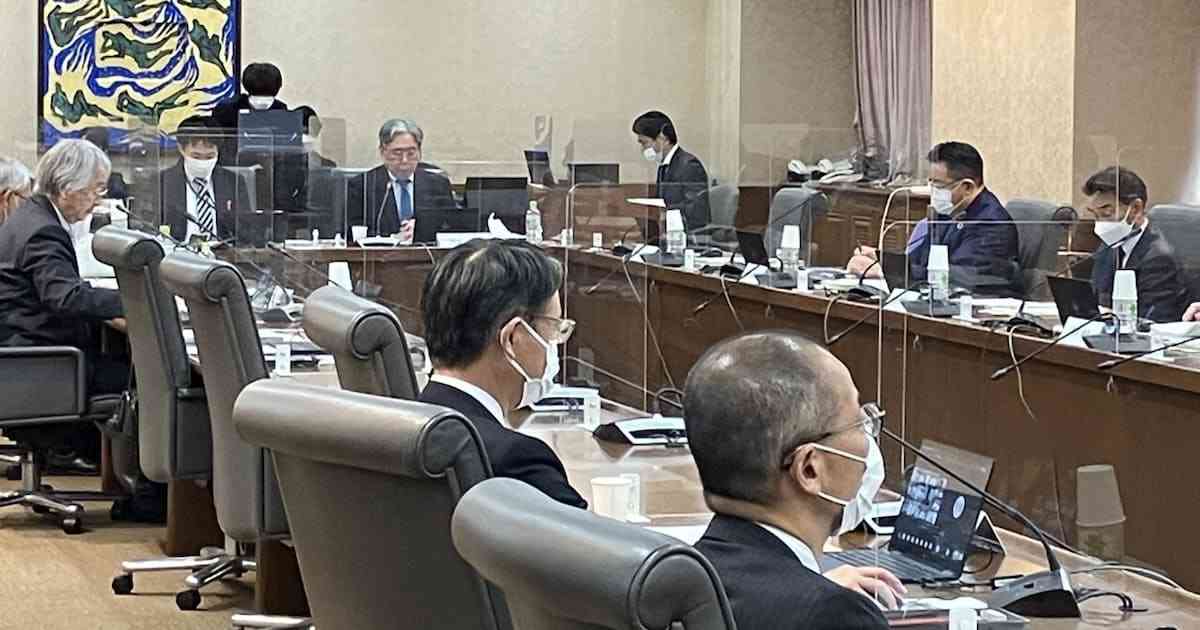 退職金課税「勤続年数関係なく一律に」　政府税調で意見: 日本経済新聞