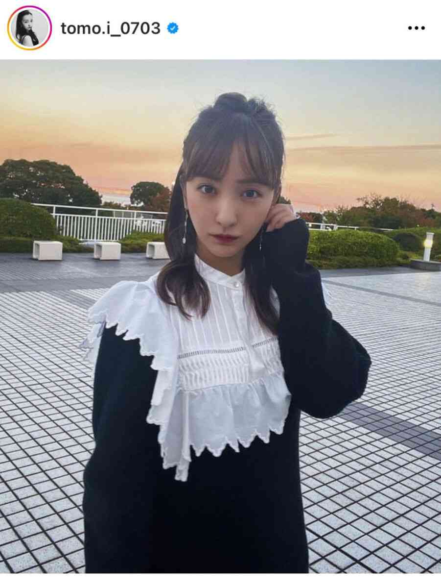 板野友美、大人可愛い着こなし！フリルニットドレス姿に感嘆の声「綺麗さがレベルアップしたような」 : スポーツ報知