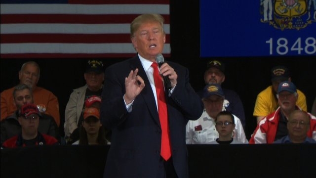 トランプ氏、「中絶した女性に刑罰を」発言　批判受け修正(1/2) - CNN.co.jp