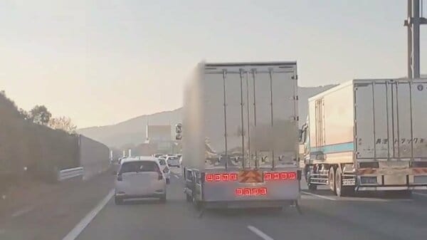【約15キロ20分間にわたり】大型トラックによる執拗なあおり運転　きっかけは本線合流時か…撮影者が語った恐怖｜FNNプライムオンライン