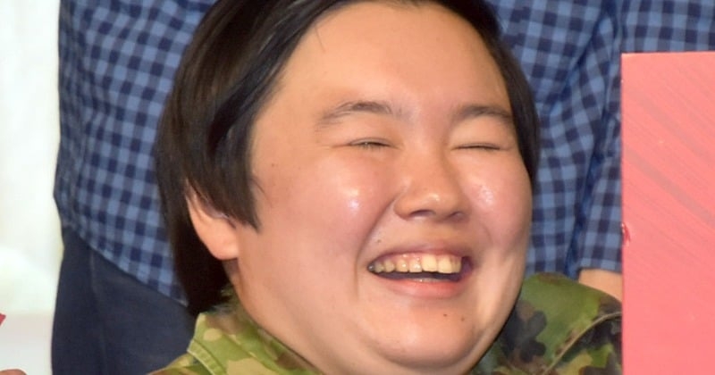やす子「アイドルみたい!?」通常＆プロメイクの比較写真「体重も10キロ近く落ちたような」「更に美人さんに」  | ORICON NEWS