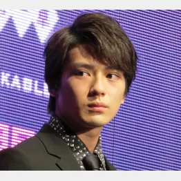 ガーシー砲で新田真剣佑「海外でのキャリアへの壁」 堅実な弟・眞栄田郷敦との差は歴然
