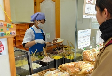 名物や名所、地元の人が行って食べてるおすすめなもの