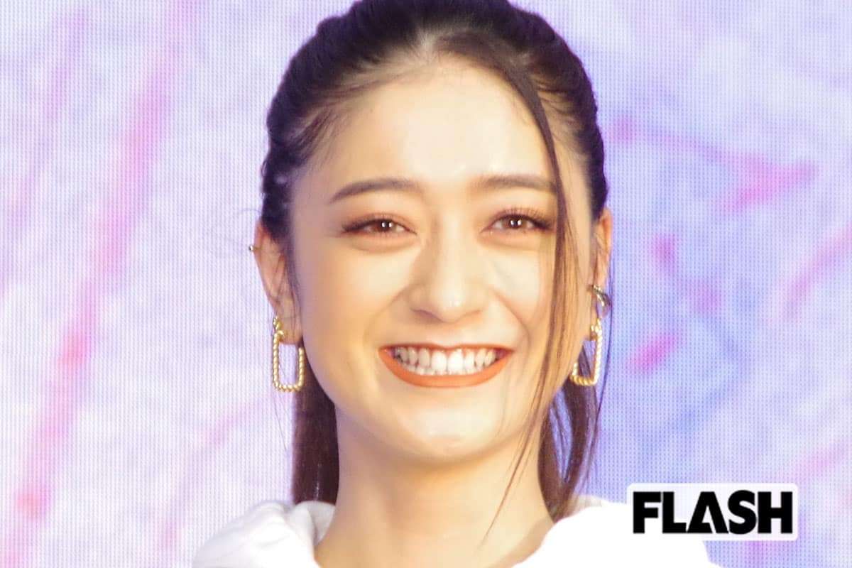 みちょぱが遭遇したスマホ乗っ取り被害　買われた漫画は5巻から13巻までで「すごい中途半端」 | Smart FLASH/スマフラ[光文社週刊誌]