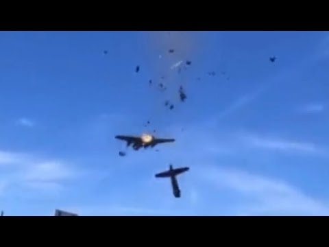 WWII Fighter Plane Crashes into B-17 at Dallas Airshow (FOOTAGE) - YouTube
