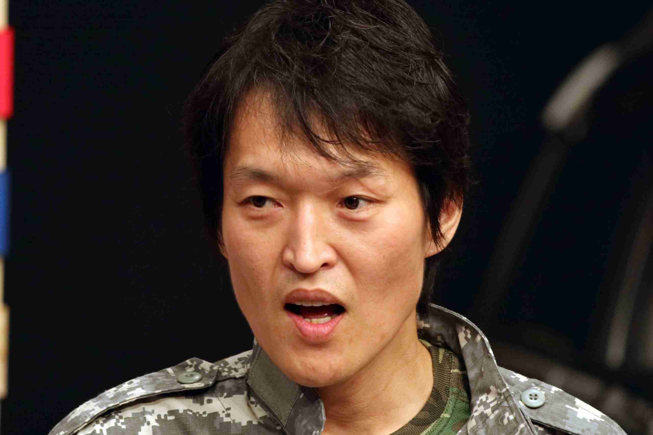 千原ジュニア、自宅地下室を特別公開　謎の扉の向こうにはなんと… – Sirabee