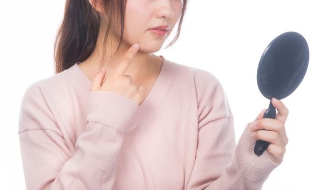 手取り15万円だけど「どうしても美容整形代を出す必要があります」と語る30代女性 | キャリコネニュース