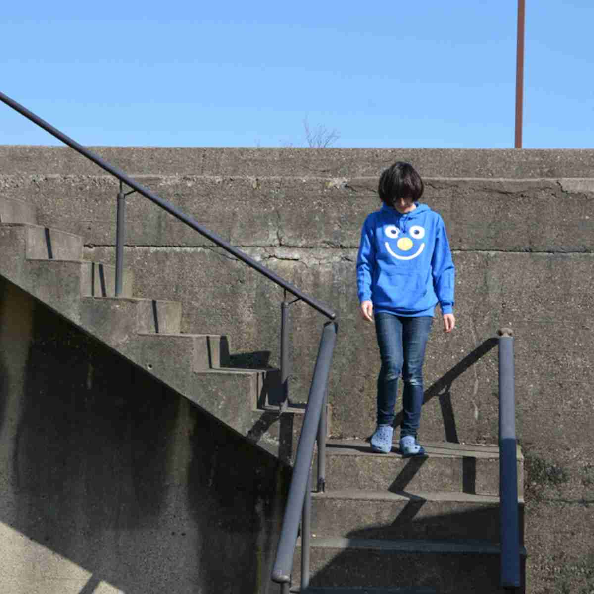 ムズムズパーカー | Worldly Design Online Shop