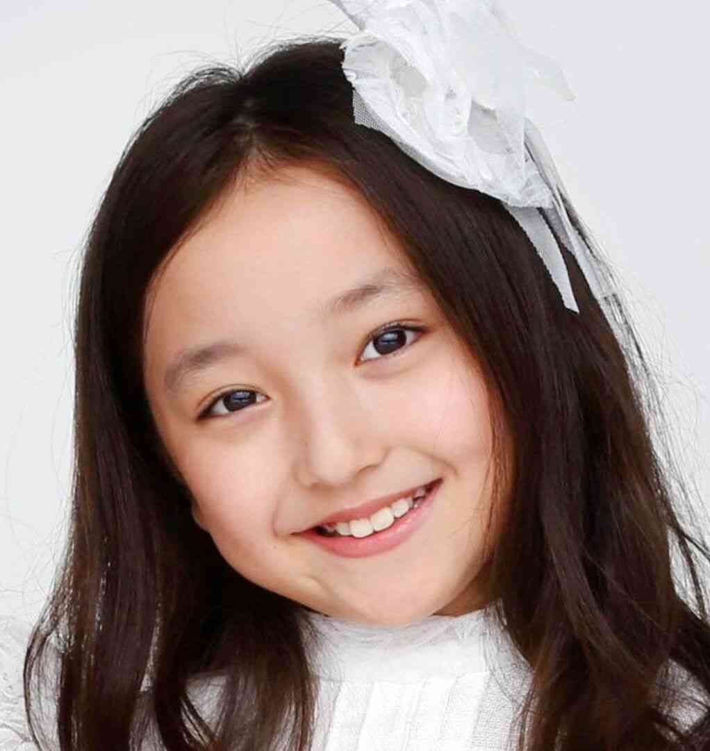 元人気子役の谷花音、18歳の今…現役JK姿に「かわいい」「大きくなったね」の声