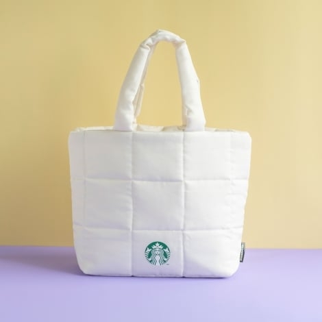 【2023福袋】スタバは人気のキルティングバッグ　11.7よりオンラインストアで抽選スタート