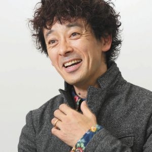 俳優 滝藤賢一さん　家族6人 2LDKで暮らしています！ | 東京すくすく | 子育て世代がつながる ― 東京新聞
