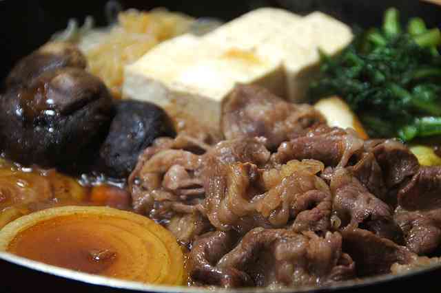 「しらたきがすき焼きの肉を硬くする」は誤解――こんにゃく協会、実験で確認 - ITmedia NEWS
