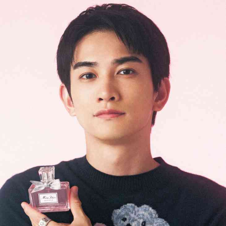 感性のままに“幸せの香り MISS DIOR”を楽しむ町田啓太が自らを解放するひととき - NYLON JAPAN