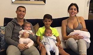 マンUがポルトガル代表C・ロナウドとの契約解除を発表…5度目のW杯は“就活”の場に