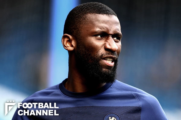 奇想天外なプレーは計算だった！？ レアルDF、古巣チェルシーでの“珍プレー”を説明（フットボールチャンネル） - Yahoo!ニュース