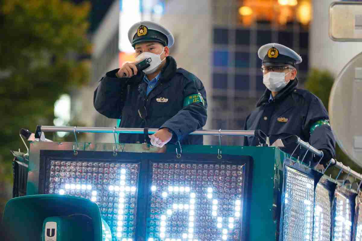 渋谷センター街・理事長がハロウィンバカ騒ぎに憤慨「あちこちで小便や大便まで」｜NEWSポストセブン