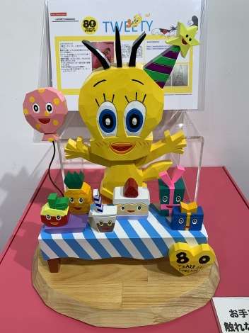 黄色いカナリア「トゥイーティー」80周年記念コラボ ラフォーレ原宿ほかで開催