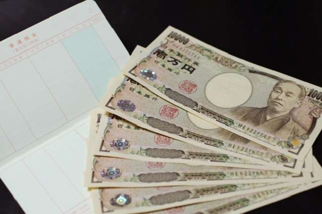 勤続20年目で手取り16.8万円の40代女性「昇給ほぼなし。不満しかない」 | キャリコネニュース