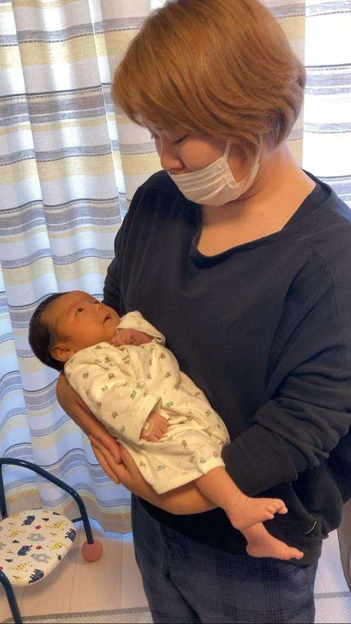 ニッチェ江上敬子、第2子長女とともに退院「慣れるまでが勝負だな」子供2人生活へ決意