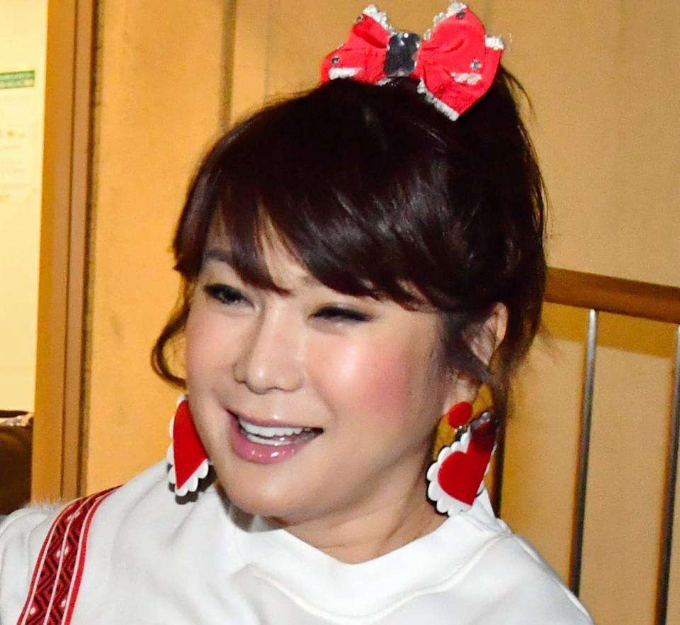 木村拓哉の整形疑惑検証で「キス」された、はるな愛「次の日高熱出た」　TVで明かす