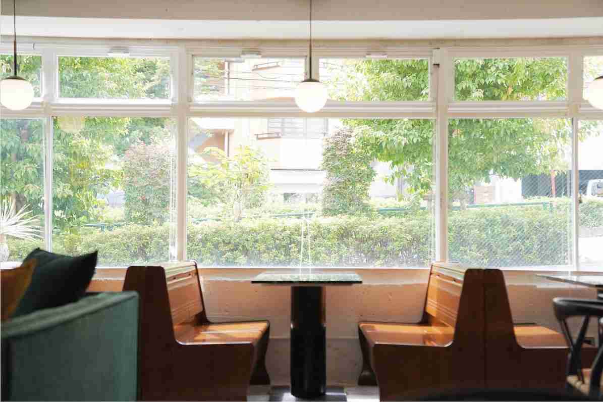 『silent』ロケ地のカフェ、120分待ちの大行列。オーナーは目黒蓮のファンに | 女子SPA！