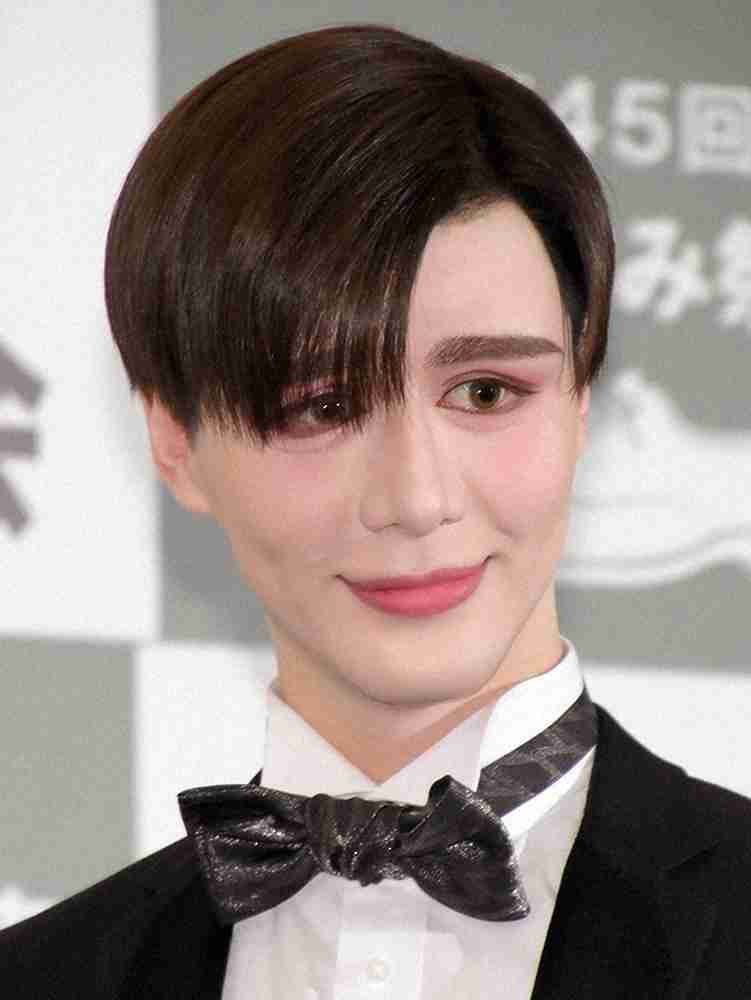 Matt、運転免許証写真を“盛れるコツ”伝授 無加工写真には「証明写真まで美しいのすごすぎ」反響