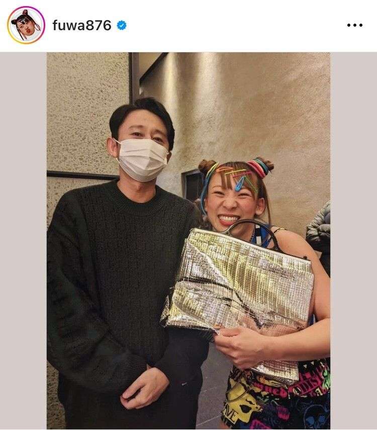 29歳誕生日のフワちゃん、祝福ショット複数枚公開「いかに愛されてるかわかるね」の声