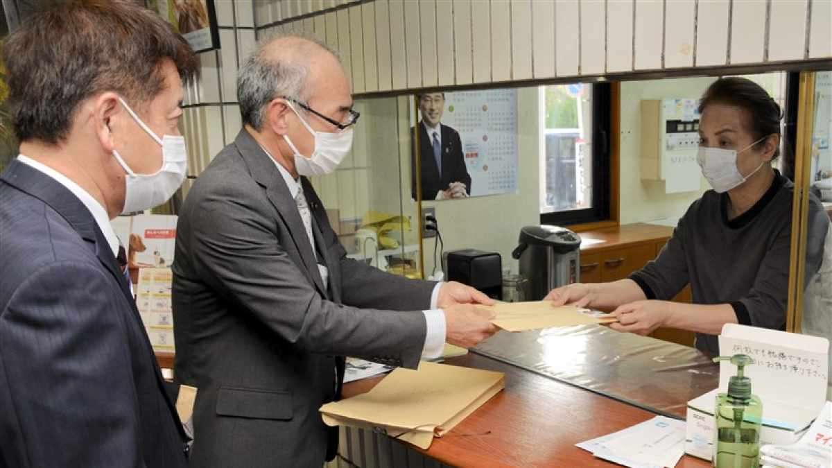 旧統一教会と関連指摘の団体や関係者、熊本の自民議員2人に寄付　衆院選や県議選、選挙費用報告書に記載あり｜熊本日日新聞社