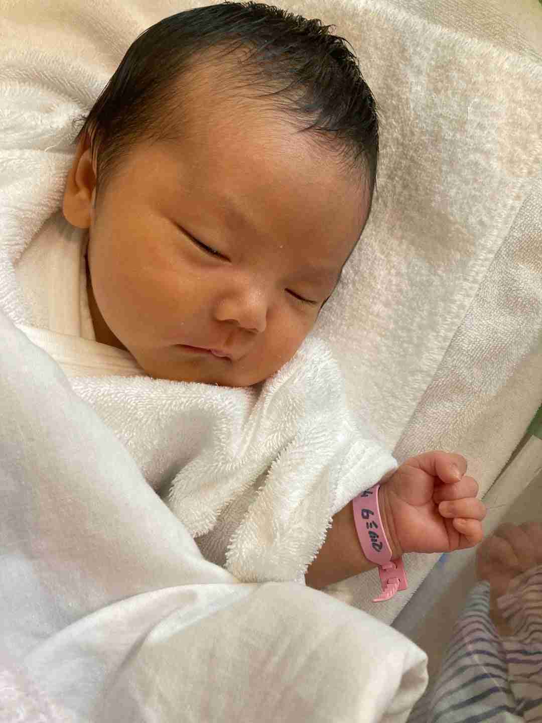 ニッチェ江上敬子、第2子長女とともに退院「慣れるまでが勝負だな」子供2人生活へ決意