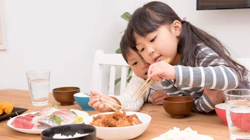 おかずばかり食べて、お米を食べてくれない…子どもの発育に影響しない？ | ヨミドクター(読売新聞)