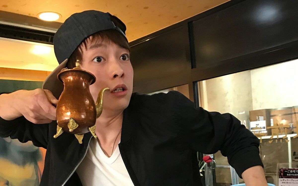 《アート引越センターいじめ》「女性社員の前で全裸を撮られるより屈辱的…」逮捕の従業員（27）の元同僚が明かす“別の先輩いじめ”と“300万円金銭トラブル” | 文春オンライン