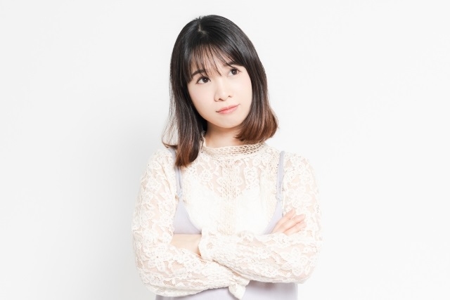 交際相手にドン引きした人々「車の窓からゴミ捨ててた」「喧嘩中にボールペンで肩を突いてきた」 | キャリコネニュース