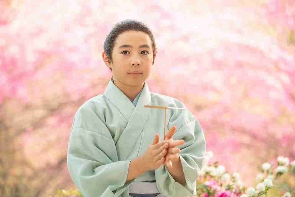 「どうする家康」寺島しのぶ長男・寺嶋眞秀くん　大河初出演＆異例の4代！松潤の愛息・徳川信康の少年期