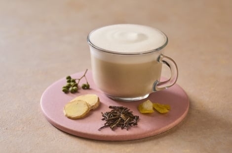 【スタバ新作】年末年始は“抹茶・玄米茶×もち”を合わせたフラペチーノ 日本風「チャイティーラテ」も同時発売