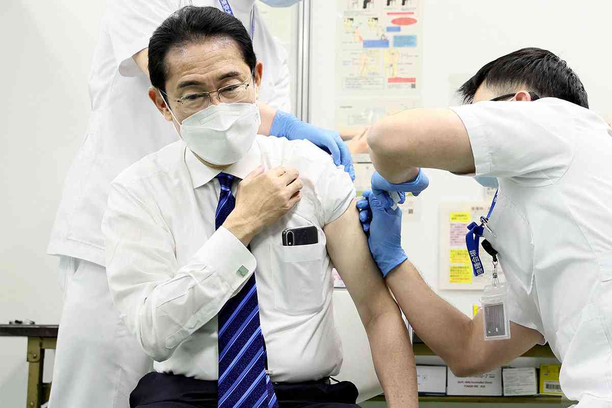 一体、いつまで打てばいい？　“免疫学の権威”が語る「いまコロナワクチンについて分かっていること」（デイリー新潮） - Yahoo!ニュース