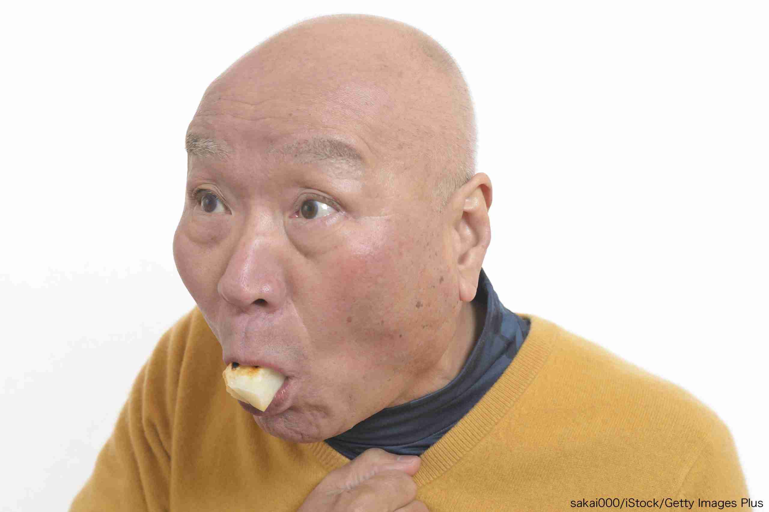 正月に多発する「お餅をのどに詰まらせる」事故　意外にも若い世代が… – Sirabee