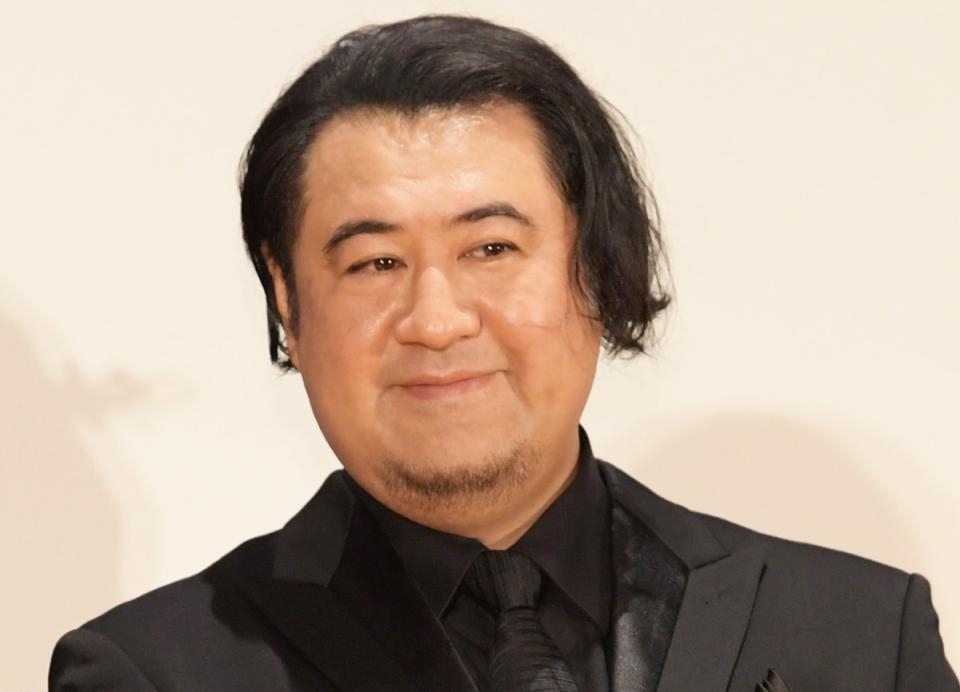 小手伸也「11月は給料8万円」と告白　クイズの賞金に大喜び「本当に入ってる！」