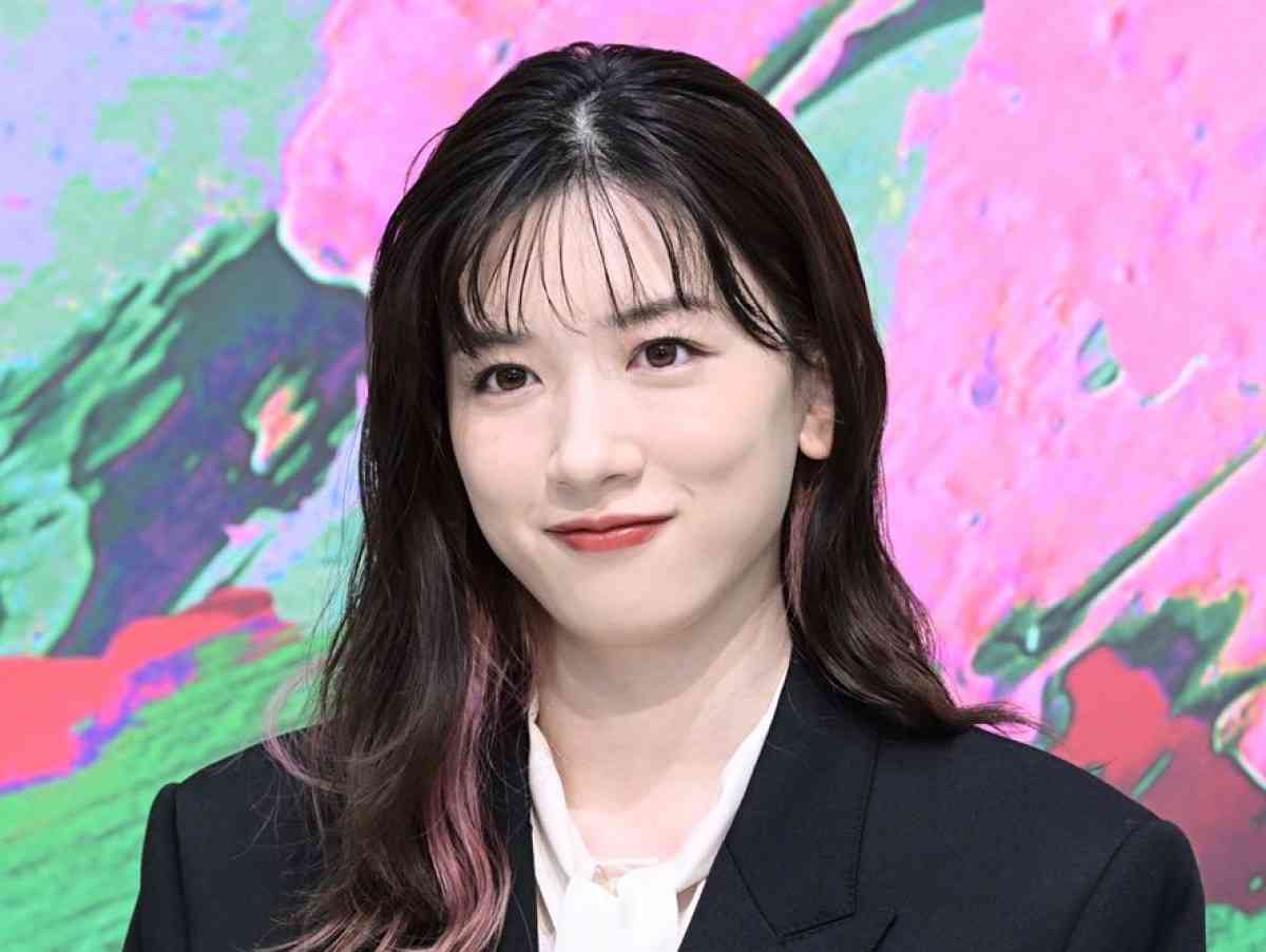 永野芽郁、“推し”のライブ参戦で体力使い切る「汗だくなのにかわいすぎ」「推しが推し活してるの推せる」と反響 ／2022年12月5日 - エンタメ - ニュース - クランクイン！