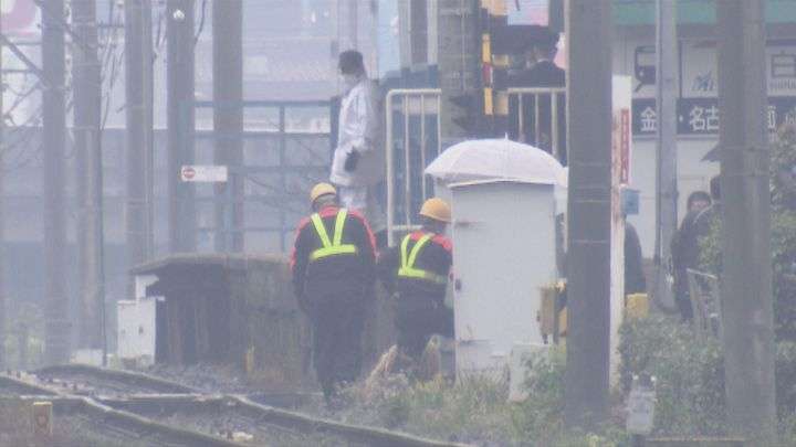 10代とみられるも性別不明…駅でホームから飛び込んだ人が列車にはねられ死亡 乗客約140人にケガなし