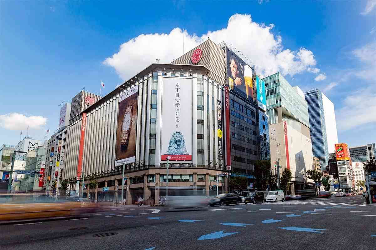 銀座三越で「マスク拒否客」が店員の動画を投稿し大炎上「ルール守れないなら入店するな」「店も客選べる」