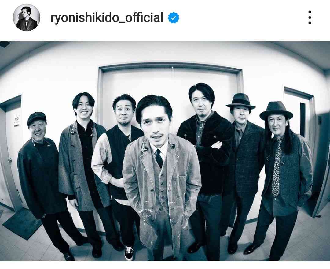 元「関ジャニ∞」錦戸亮、３８歳現在の姿…無精ひげで印象激変「ビジュが最高」「かっこいいです」 : スポーツ報知